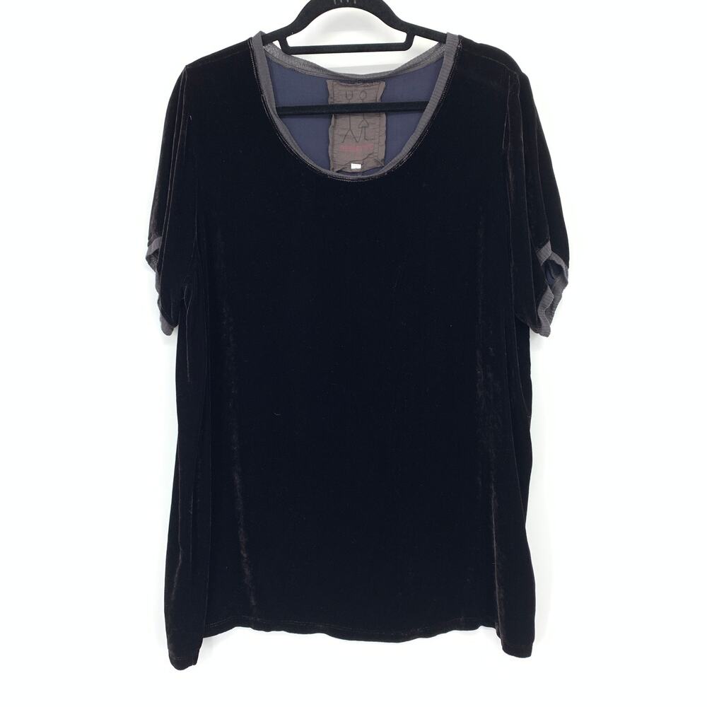 Johnny Was Pete & Greta Top Womens M Black Rayon Silk Velvet Short Sleeve